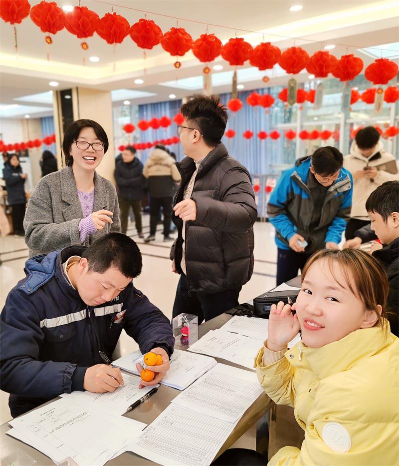 d0096ec6c83575373e3a21d129ff8fef694128683ef71